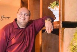 Vídeo. Com protocolo de prevenção, família se despede do empresário arapiraquense Aldonsio Vieira