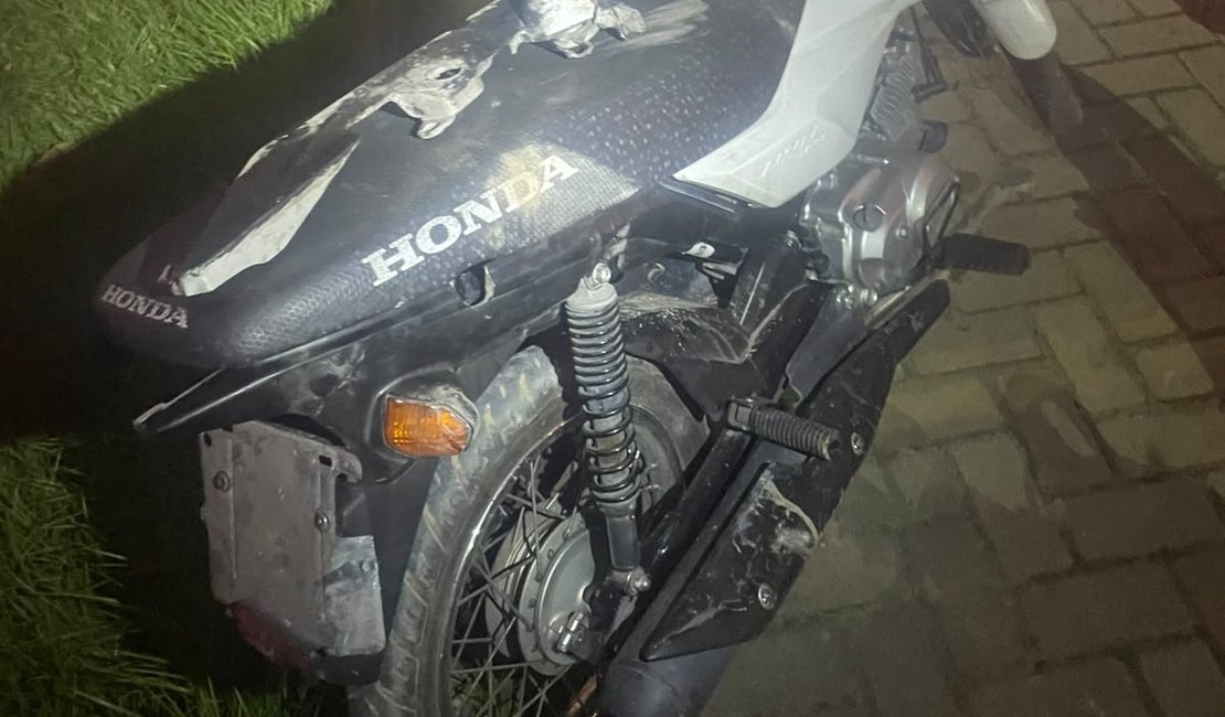 Dois homens são presos com moto roubada na Cidade Universitária, em Maceió