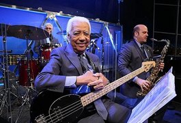 Aos 85, morre Bira, baixista do sexteto de Jô Soares