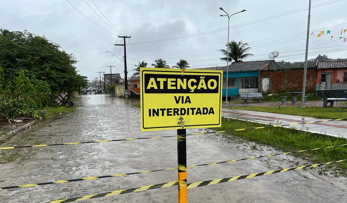 SMTT Penedo informa locais de interdições e sinalizações devido às chuvas intensas