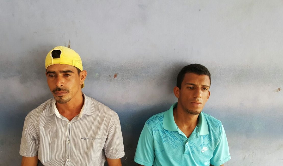 Dupla é detida após furtar uísques e desodorantes em conveniência de posto