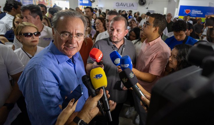 Renan Calheiros apresenta projeto para proteger fundos previdenciários após caso dos R$ 117 milhões do Iprev de Maceió