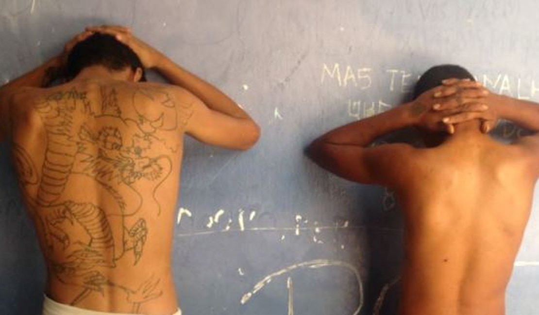 Policiais frustram tentativa de fuga da Delegacia de Palmeira dos Índios