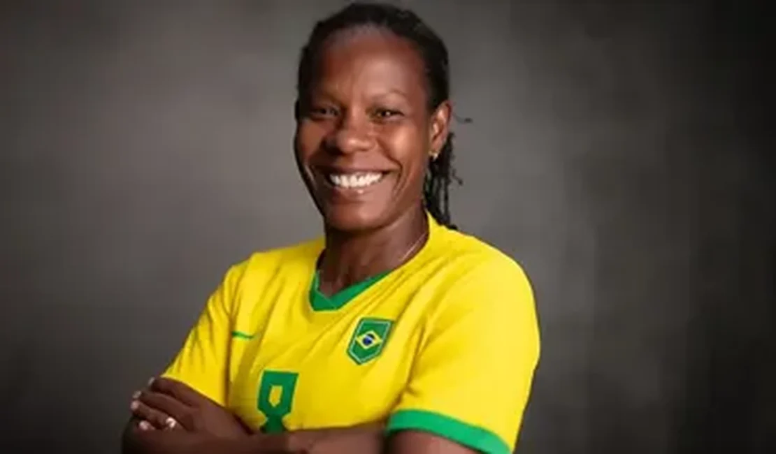 Formiga assume diretoria dedicada ao futebol feminino no Ministério do Esporte