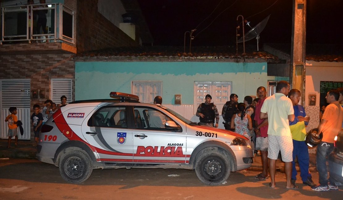 Homem mata ex-esposa e em seguida comete suicídio em São Miguel