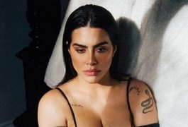 Cleo dá chamada em post: 'Por fora: sexy. Por dentro: se situa!'