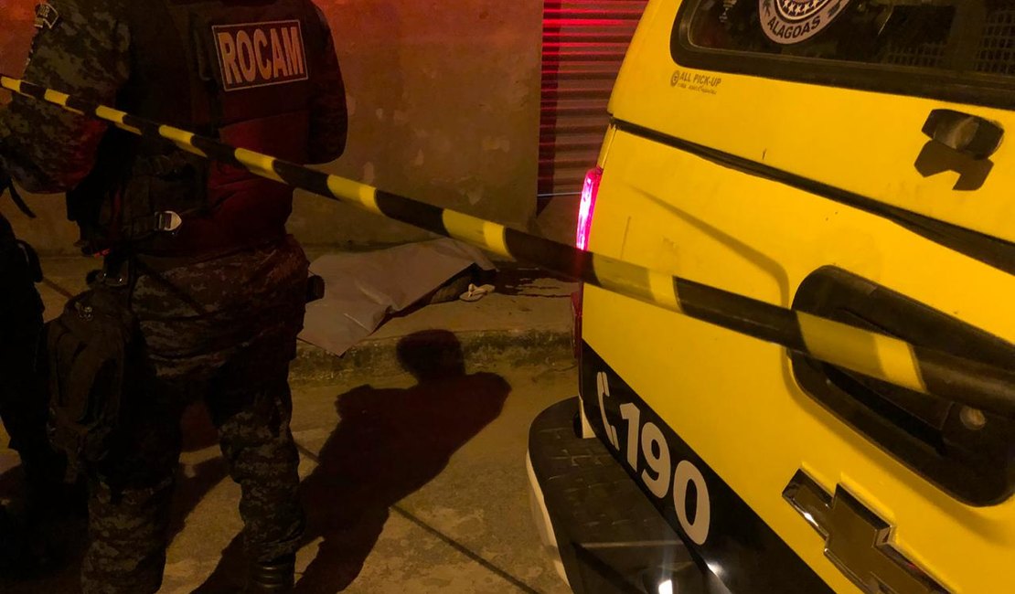 Adolescente é assassinado a tiros no Pé Leve, em Limoeiro de Anadia