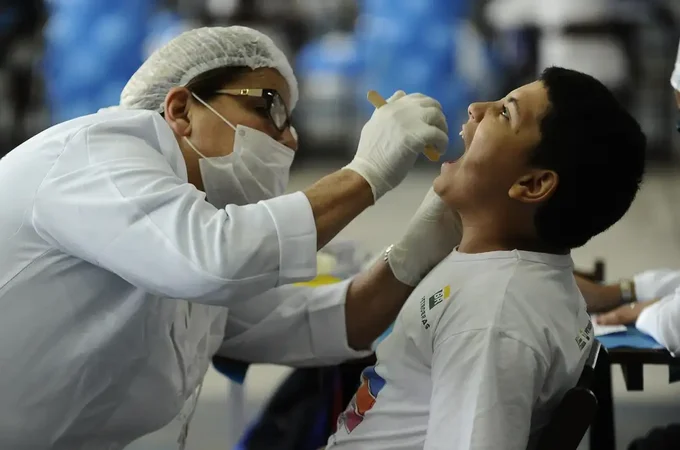 Governo deve entregar mais 400 unidades odontológicas móveis