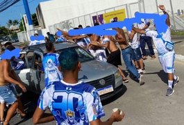 Vídeo. Torcidas Mancha Azul e comando entram em confronto em Maceió