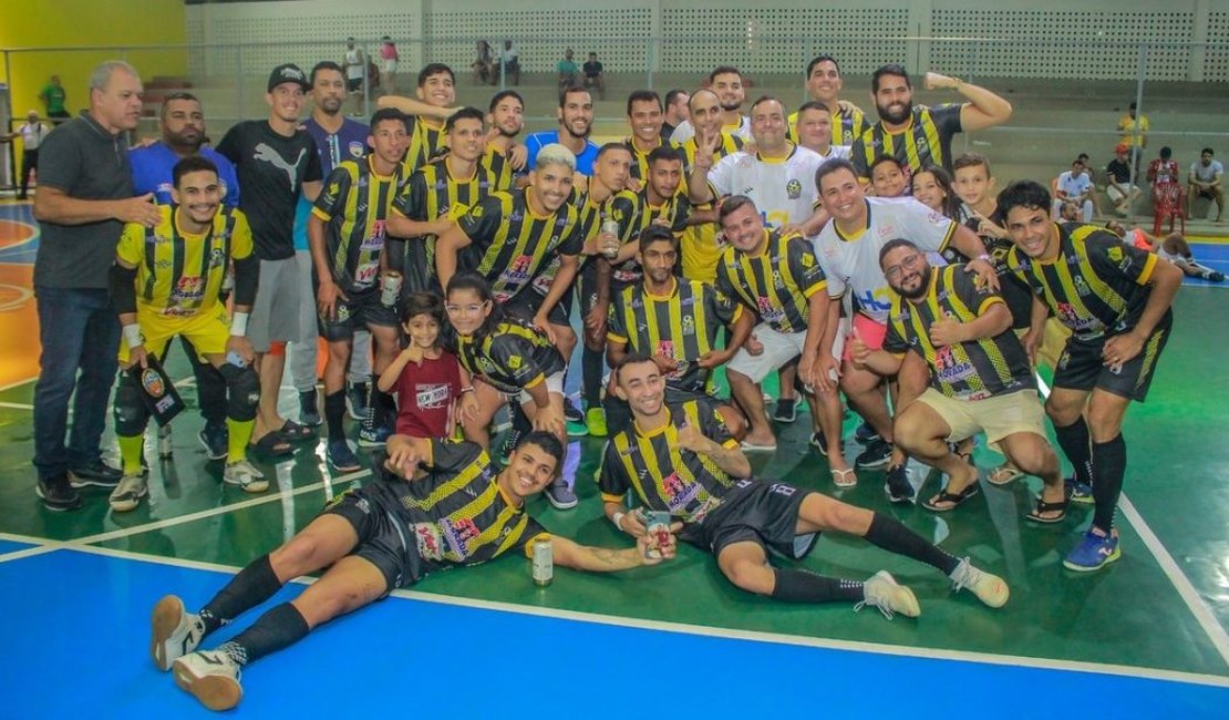 Resto do Mundo aplica goleada e conquista título do Campeonato de Futsal de Penedo 2023