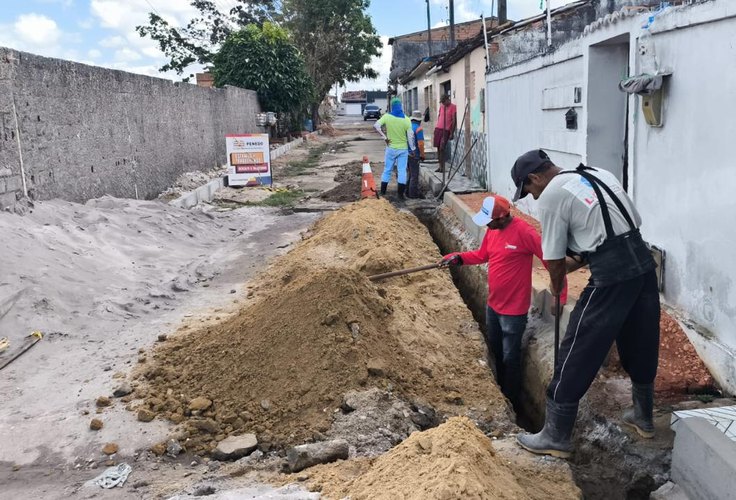 Prefeitura de Penedo elimina lançamento de águas servidas e melhora qualidade de vida da população