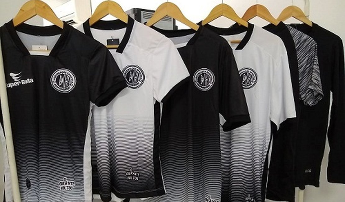 Camisas oficiais do ASA estão sendo vendidas no escritório do Clube