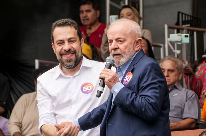 PSOL rejeita federação com PT, mas decide apoiar reeleição de Lula