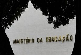 MEC revoga portaria que extinguia política de cotas na pós-graduação