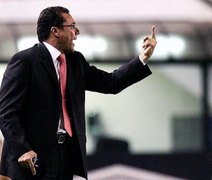 Fluminense apresenta Vanderlei Luxemburgo como técnico