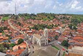 Governador Paulo Dantas anuncia tratativas por abertura de resort do Grupo Galé em Coruripe