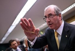Cunha depõe na PF de Curitiba e nega que 'vendeu silêncio', diz advogado