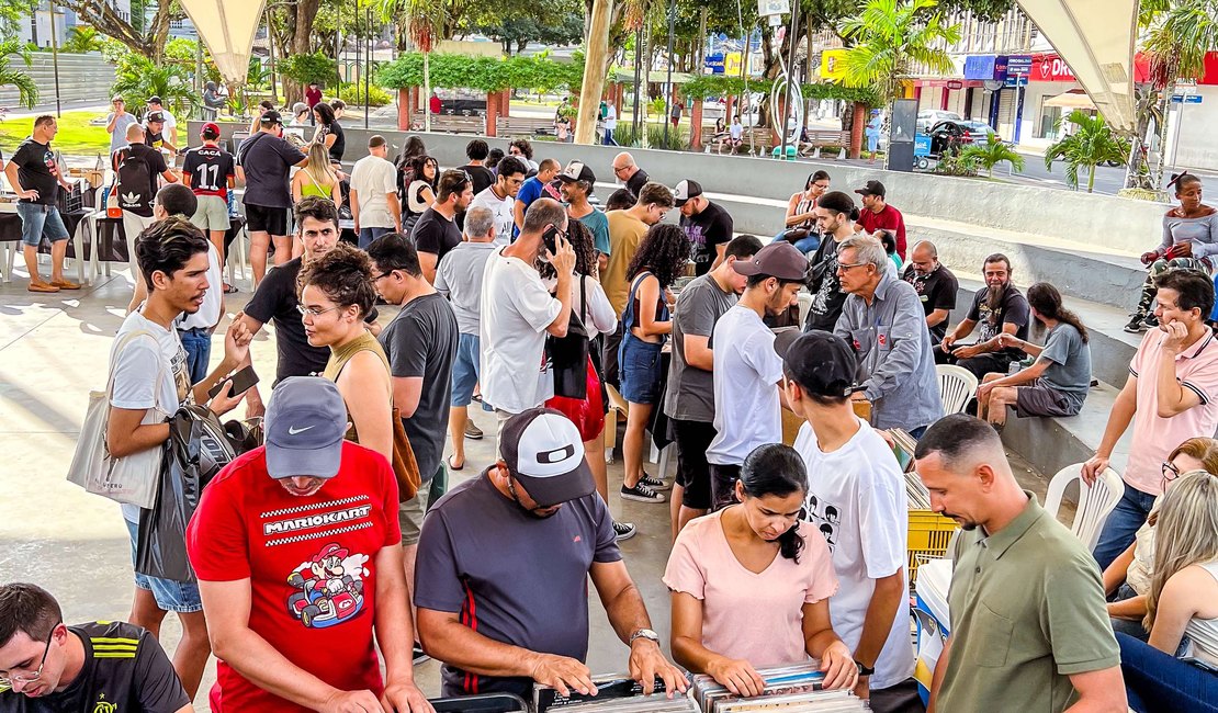 Feira de Discos de Arapiraca traz venda de raridades e shows gratuitos neste sábado