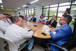 Paulo Dantas efetivou o pagamento de repasses ao Hospital Regional e ao Chama nesta sexta-feira (10)