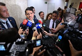 CCJ faz sabatinas e leitura do relatório sobre indicação de Messias ao STF