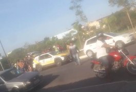 Motorista atropela ciclista no Bosque das Arapiracas