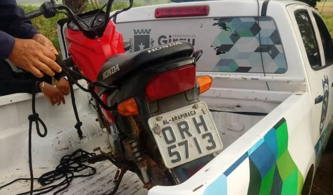 Motocicleta roubada é encontrada abandonada no Sítio Genipapo, zona rural de Girau do Ponciano