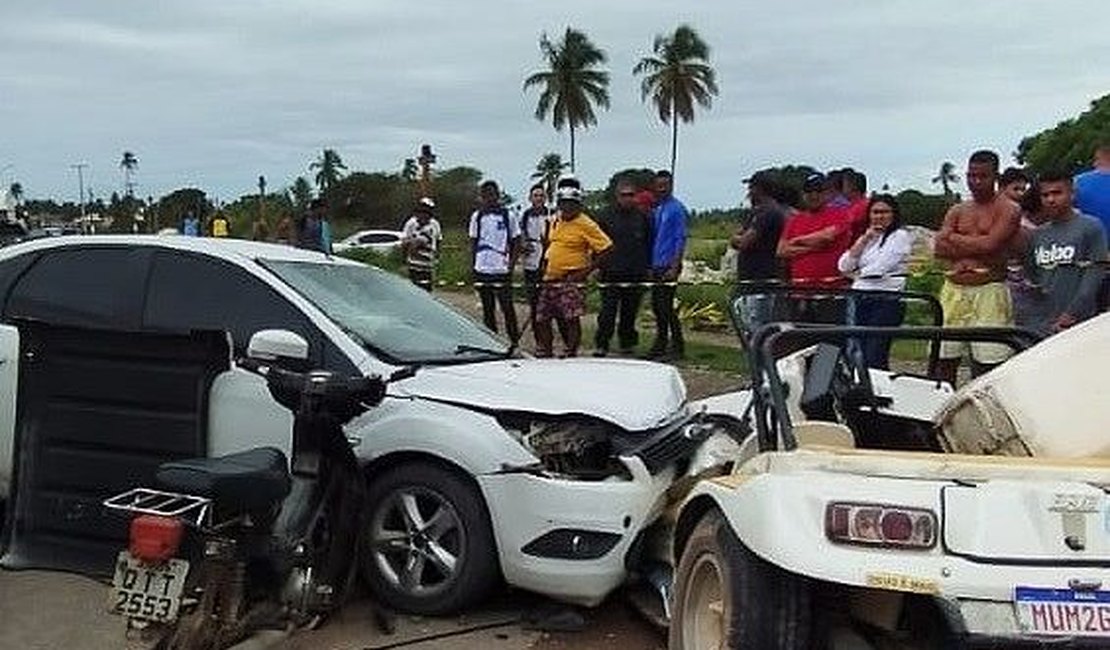 Turistas se envolvem em acidente com buggy, no litoral Norte de Alagoas