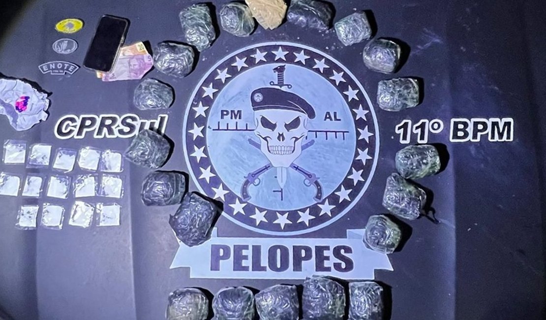 Balde com mais de 1,6kg de cocaína é encontrado em terreno baldio em Penedo; dois homens foram presos