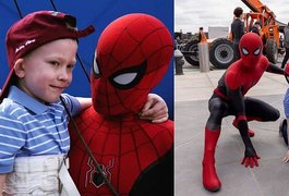 Tom Holland e Zendaya fazem surpresa para menino que salvou irmã; assista