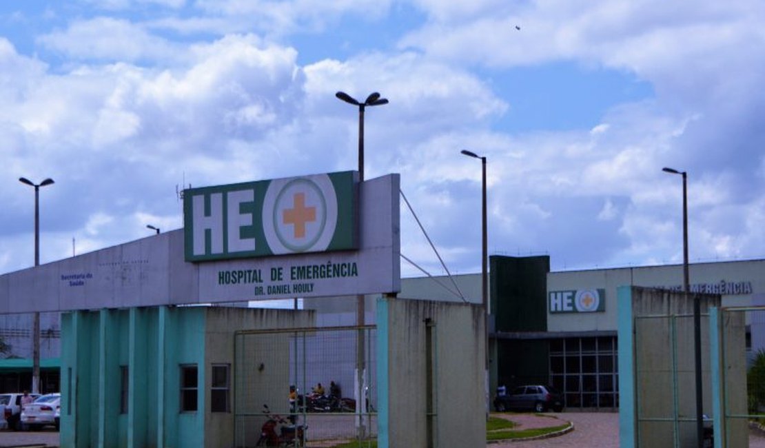 Trabalhador fica com pé preso em máquina forrageira e sofre grave lesão, no Agreste de Alagoas