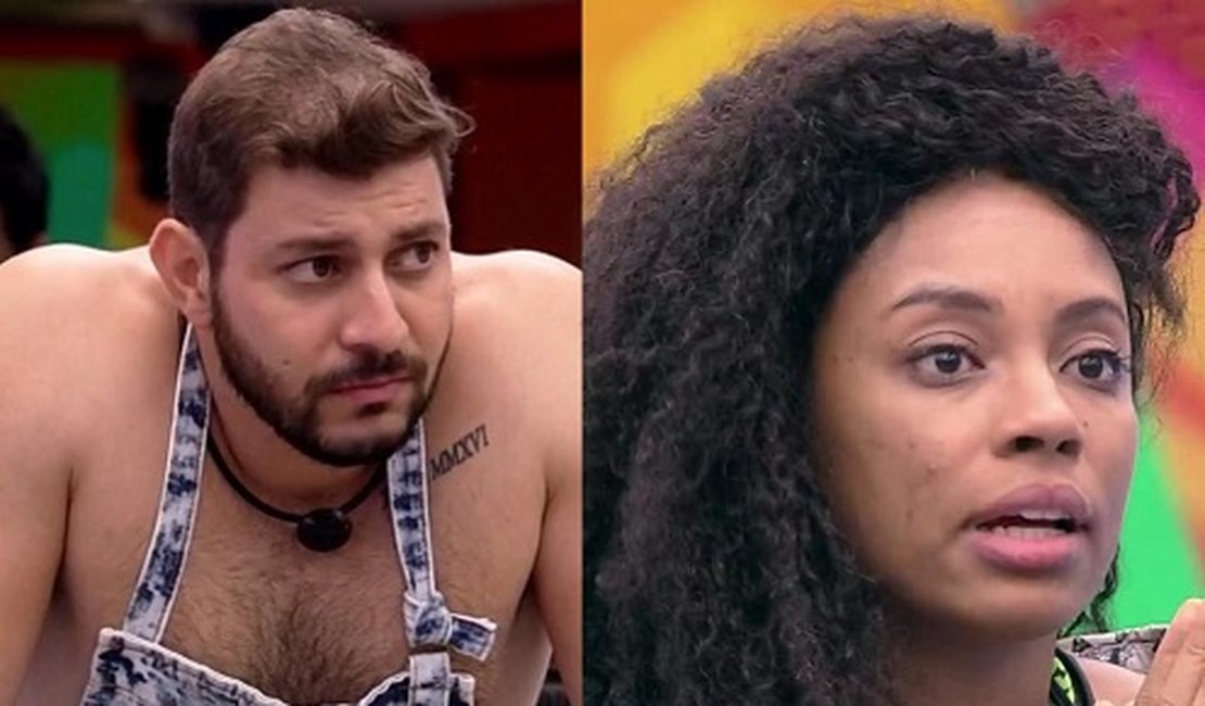 BBB21: Após confusão, Caio arranca microfone e dispara: ''Não vai mudar nada''