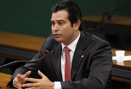 Maurício Quintela deixa Ministério para concorrer ao Senado