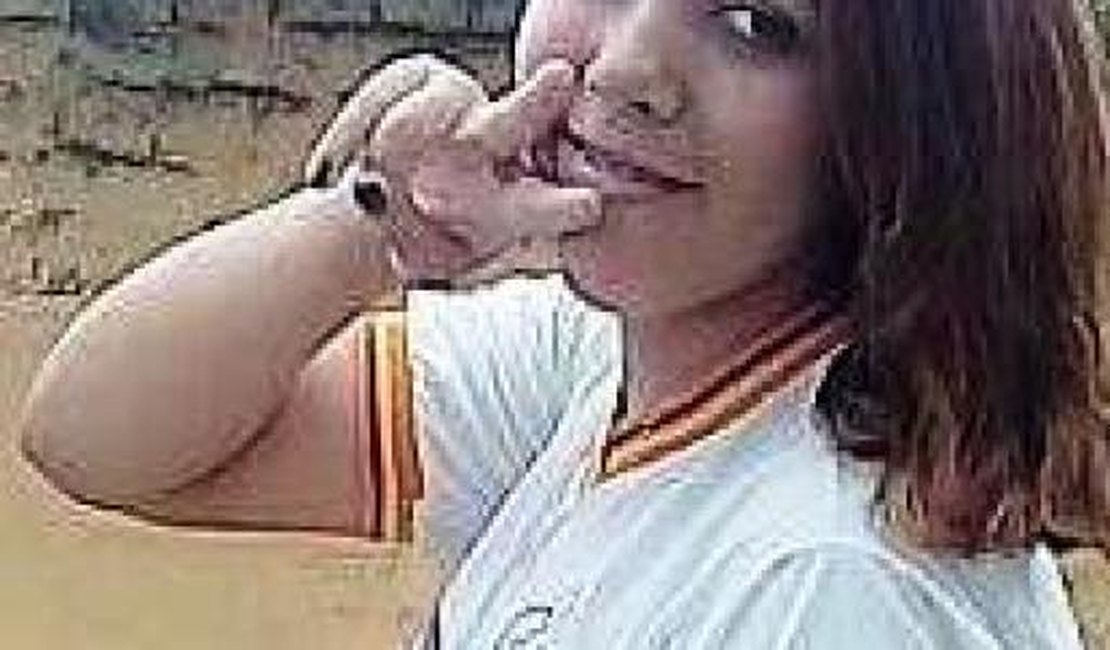 Família procura adolescente que desapareceu a caminho da escola em Arapiraca