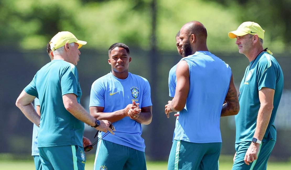 Brasil faz último treino antes de encarar Noruega pelas oitavas