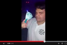 Vídeo mostra filho de vice-prefeita rasgando nota de R$ 100 na balada