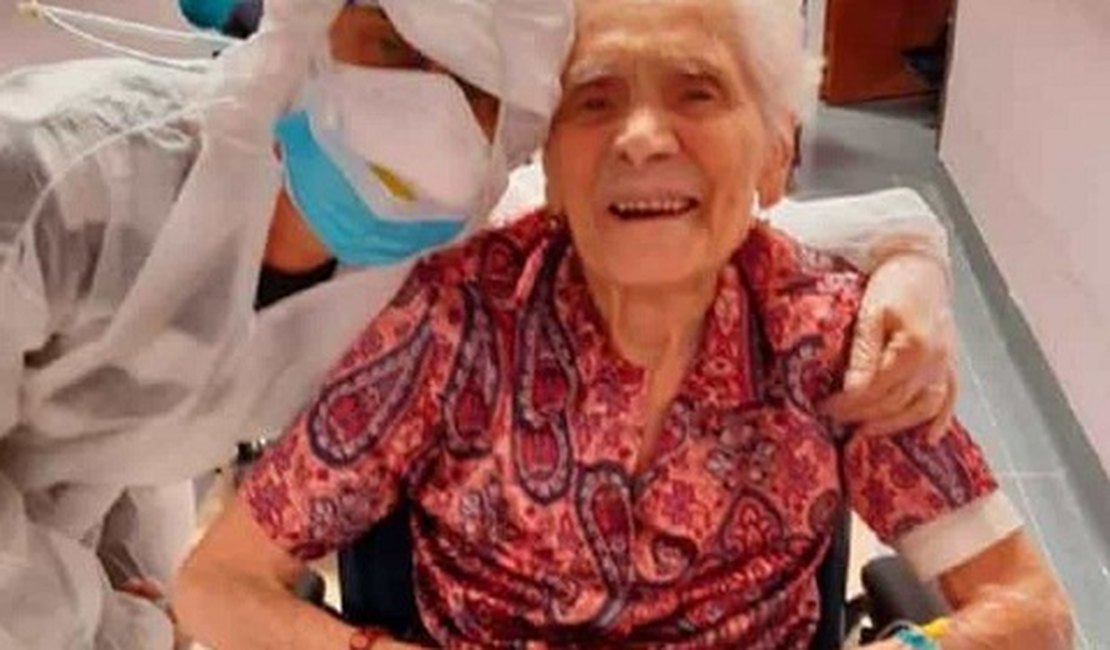 Sinais de esperança: Mulher de 104 anos se recupera da Covid-19