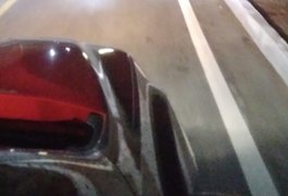 Mulher é autuada por ameaça após discussão em bar no Centro de Feira Grande