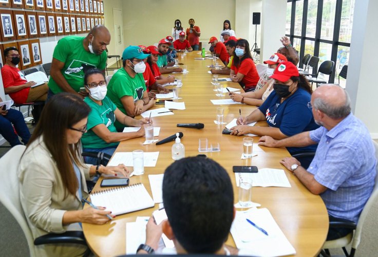 Governador sanciona lei que doa terras do Estado para trabalhadores rurais em Igaci