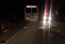 Criança morre atropelada por furgão no bairro Canafístula, em Arapiraca