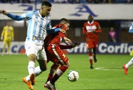 Com gol aos 46 do segundo tempo, CRB perde para Avaí por 2 x 1