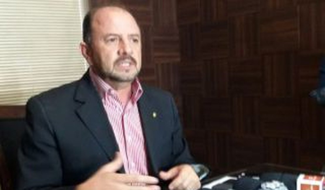 R$2,5 milhões foram pagos mensalmente a servidores “fantasmas”, diz presidente da ALE