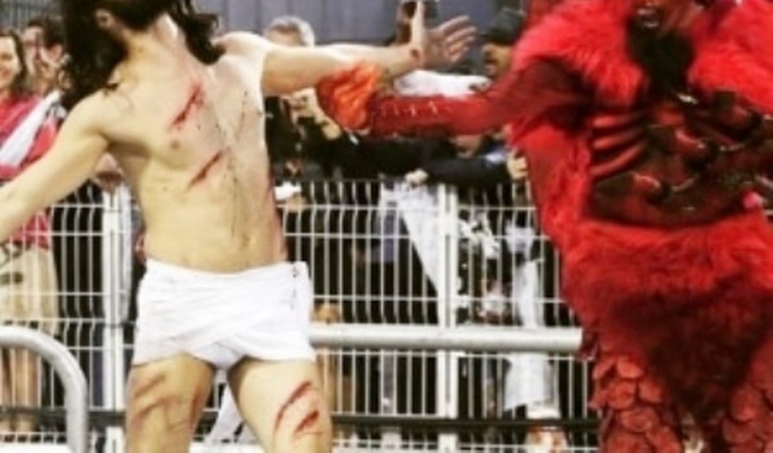 Deputado defende Cibele Moura e critica açoite de Jesus em desfile de carnaval