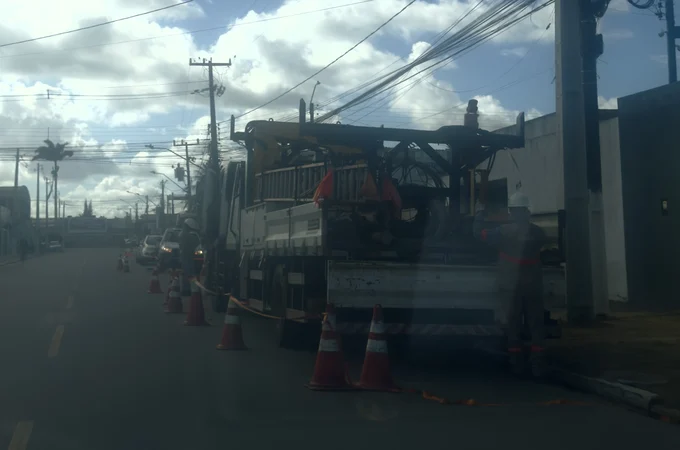 Falta de energia sem aviso prévio volta a causar transtornos no bairro Santa Esmeralda, em Arapiraca