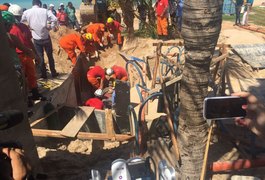 Operário de obra cai em buraco na Orla de Maceió