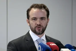 Novo Desenrola permitirá uso do FGTS para renegociação de dívidas