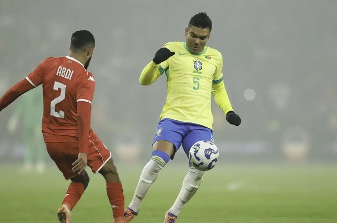 Brasil desperdiça pênalti e não passa de empate com Tunísia