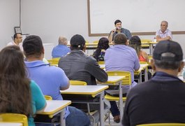 Prefeitura de Girau reúne marchantes para discutir melhorias no fornecimento de carnes
