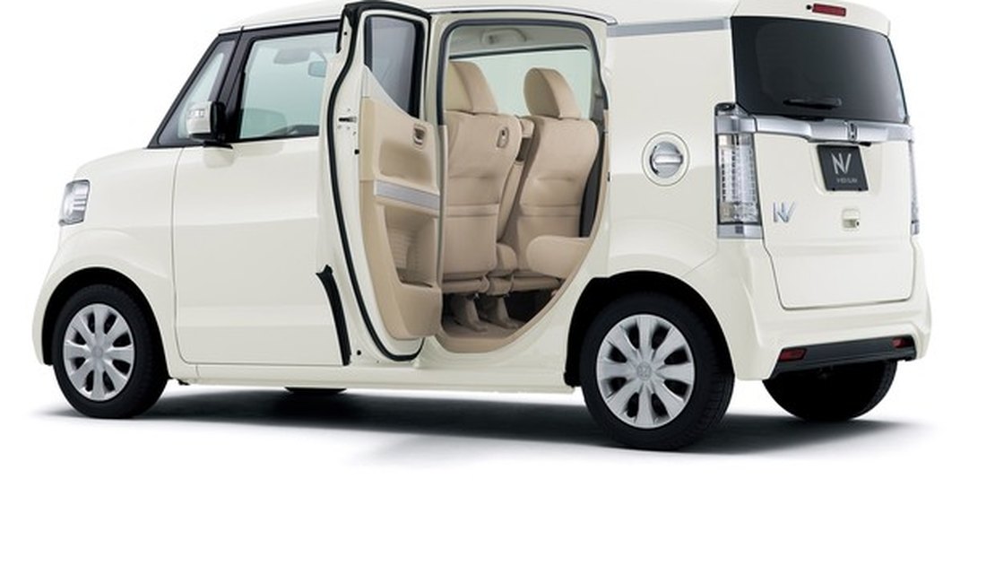 Honda cria carro com interior que vira 'cama' no Japão