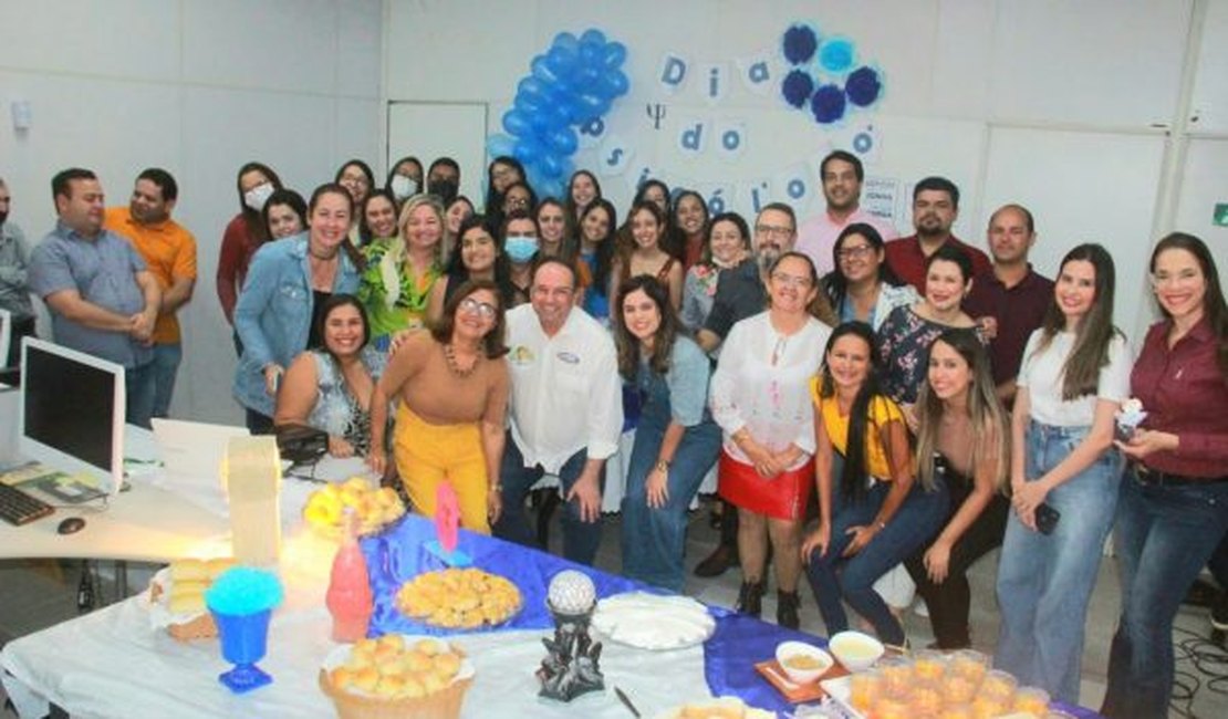 No Dia do Psicólogo, prefeito de Arapiraca destaca atuação dos profissionais em defesa da vida