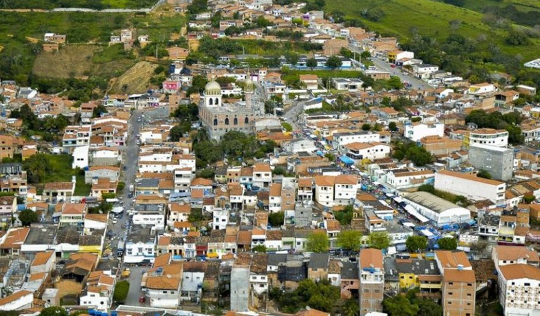 Passageiro tenta assaltar mototaxista, trabalhador reage e é esfaqueado no pescoço em Mata Grande